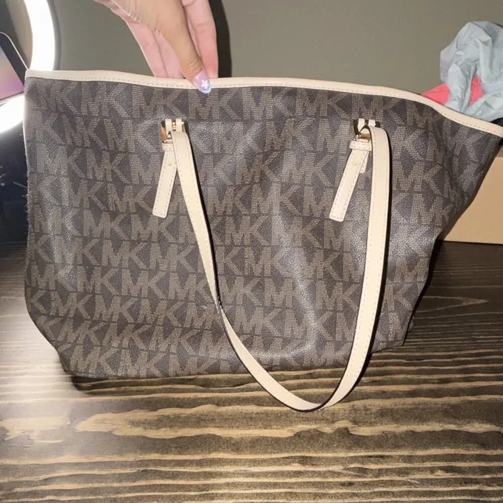 Michael Kors Monogram Large Tote Zip Detachable Strap Brown Beige Gold